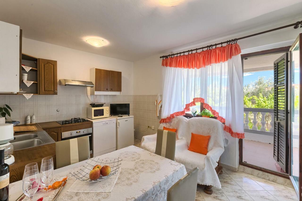 Apartman D&D, Dvorine 63 Banjole Esterno foto