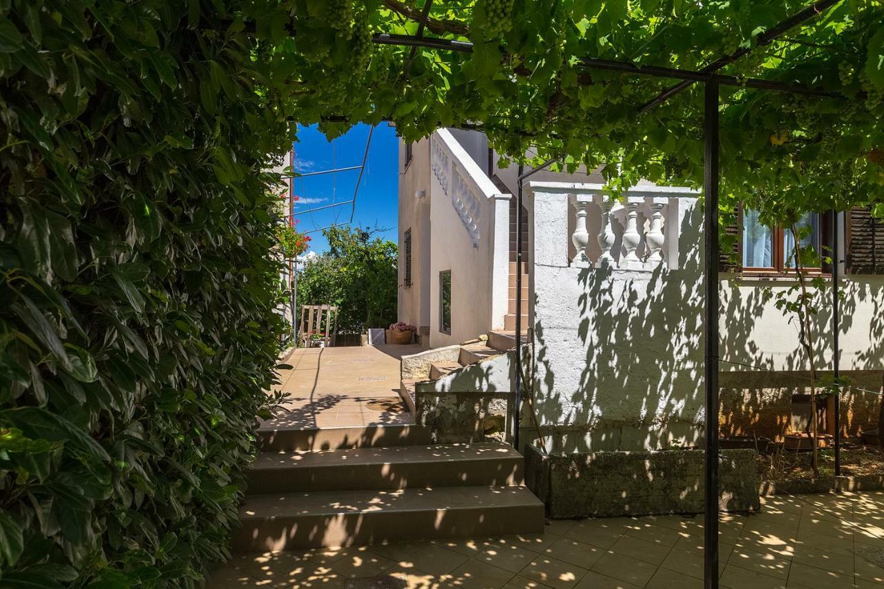 Apartman D&D, Dvorine 63 Banjole Esterno foto